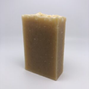 shampoing Lavand'ylang solide aux huiles essentielles bio Lavandin ylang ylang romarin bio saponification à froid argile bière jaune d'oeuf ricin Soap'erlipopette 2